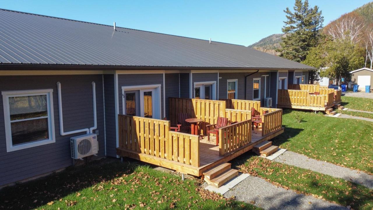 Motel L'Abri Carleton-sur-Mer Extérieur photo