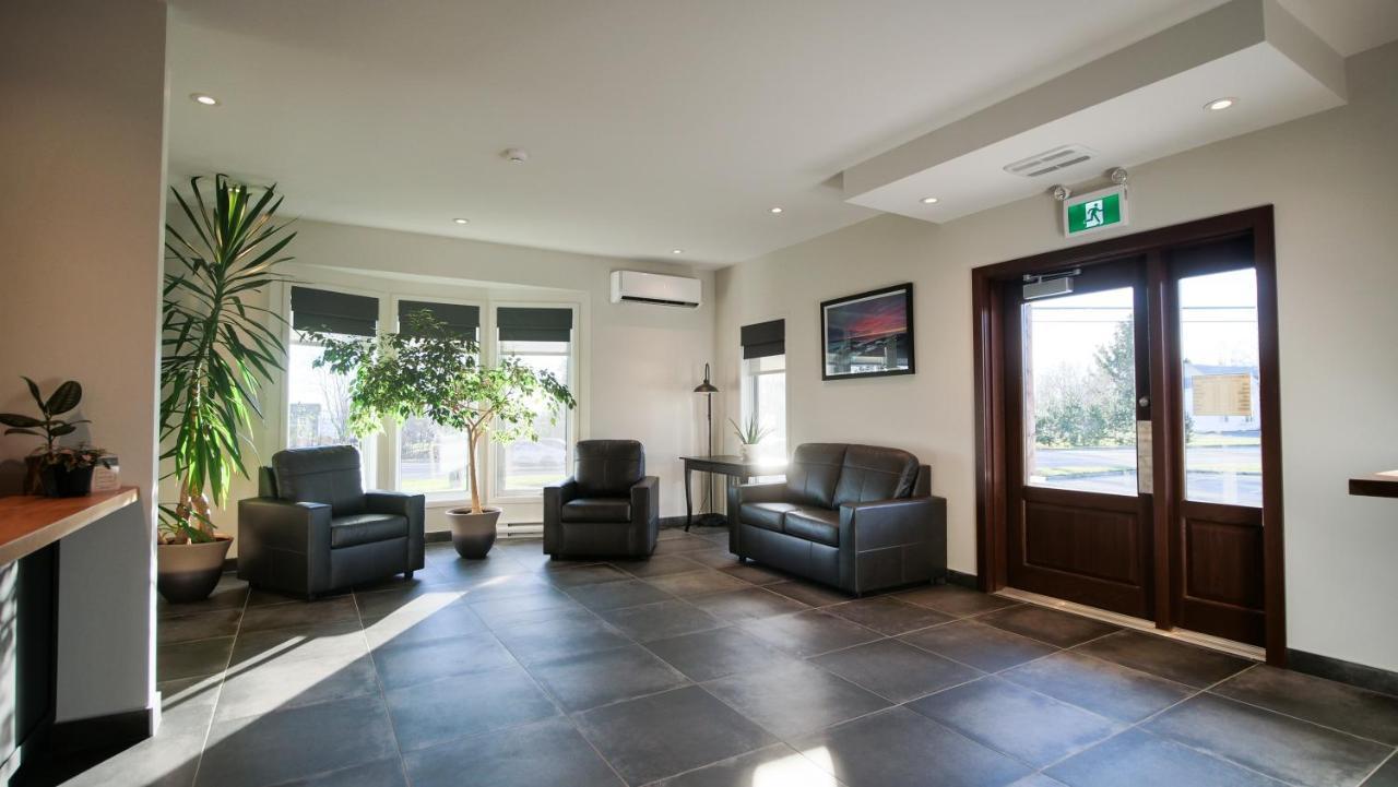 Motel L'Abri Carleton-sur-Mer Extérieur photo