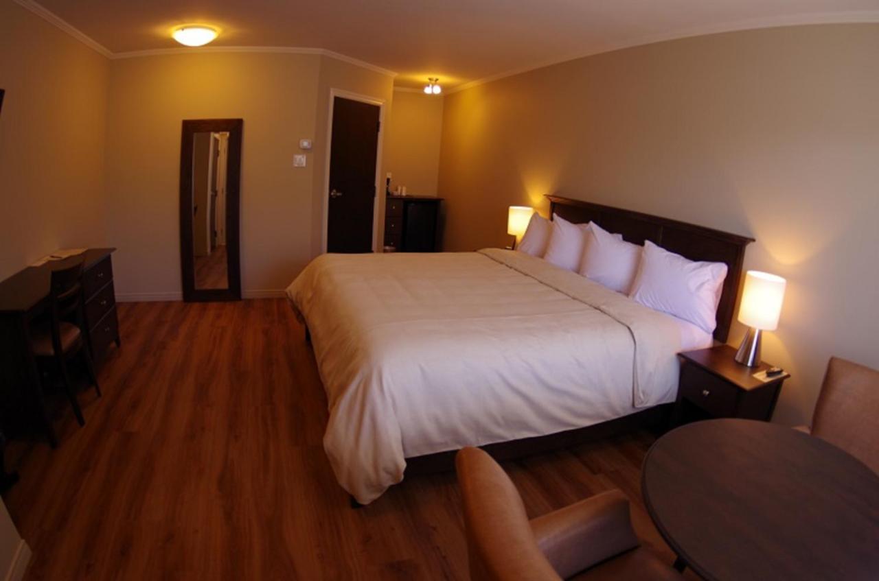 Motel L'Abri Carleton-sur-Mer Extérieur photo